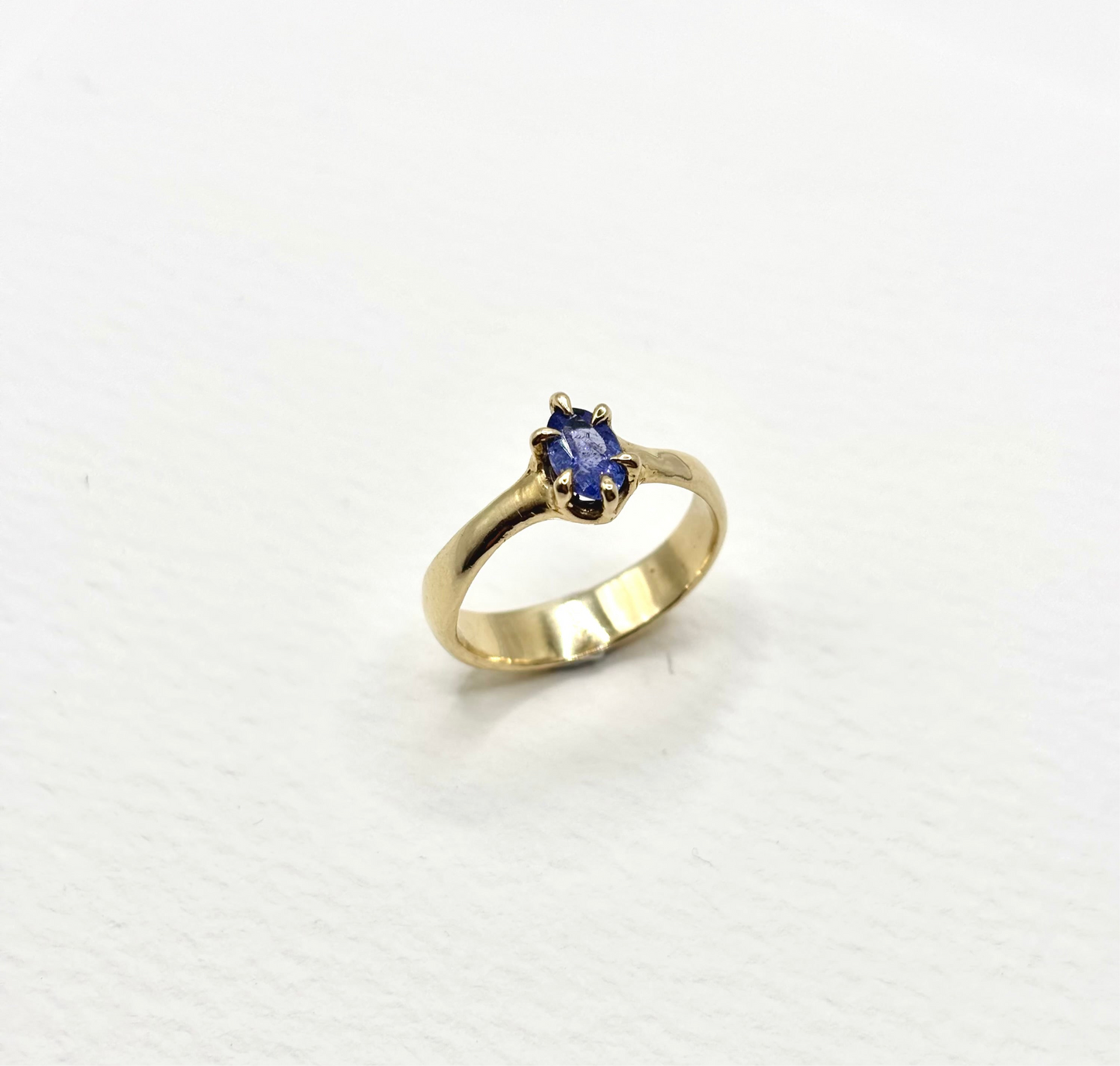 TANZANITE RING