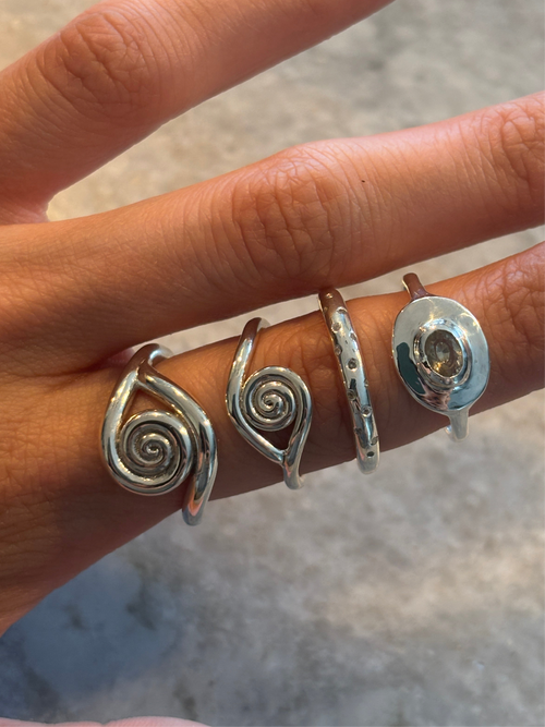 Custom Spiral Ring (Julia)