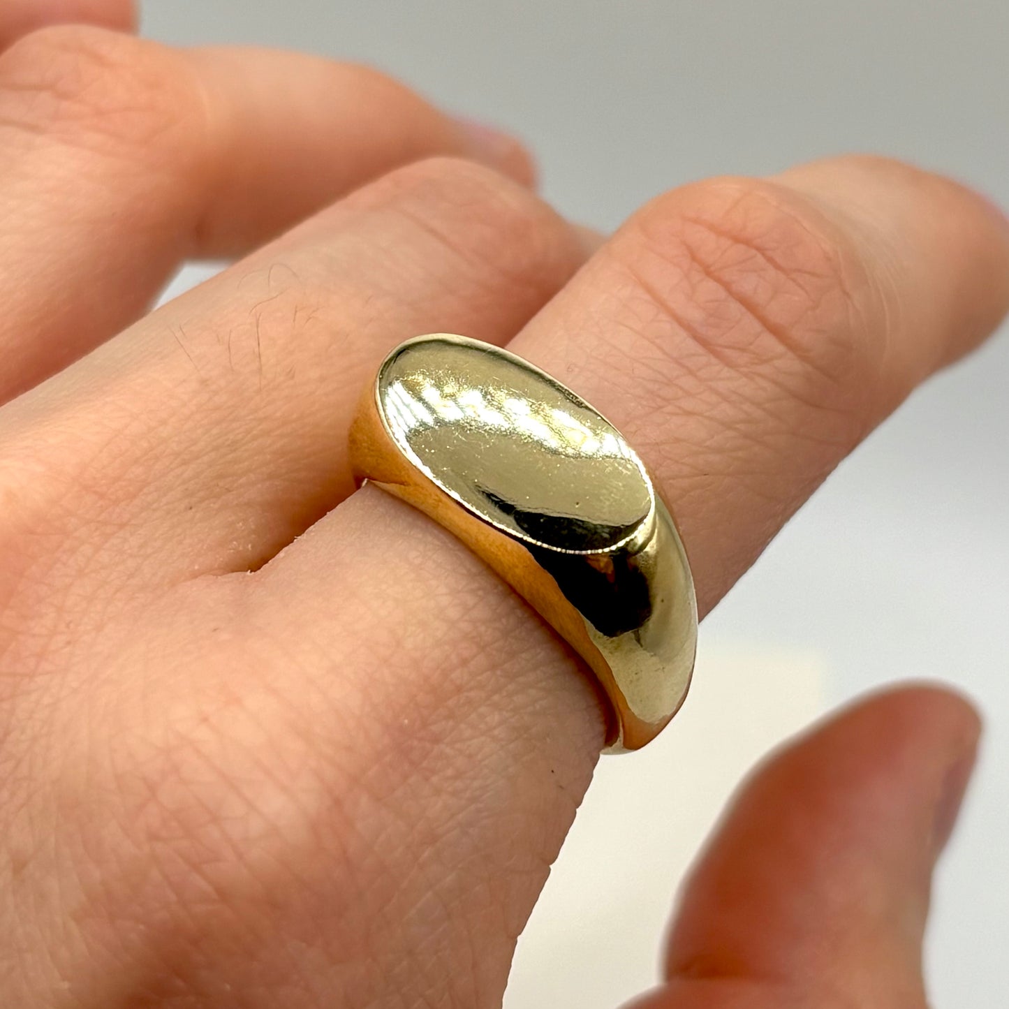 CHUNKY SIGNET RING