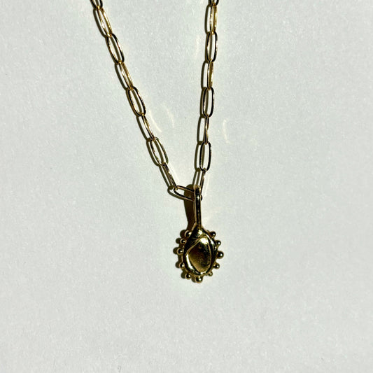 GOLD PENDANT NECKLACE