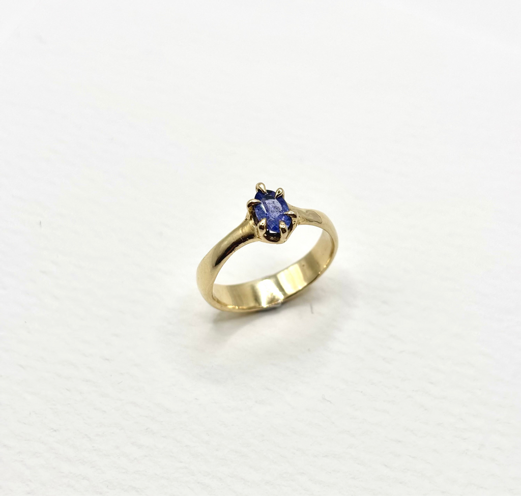 TANZANITE RING