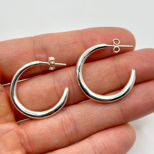 LARGE ORGANIC CHUNKY HOOPS