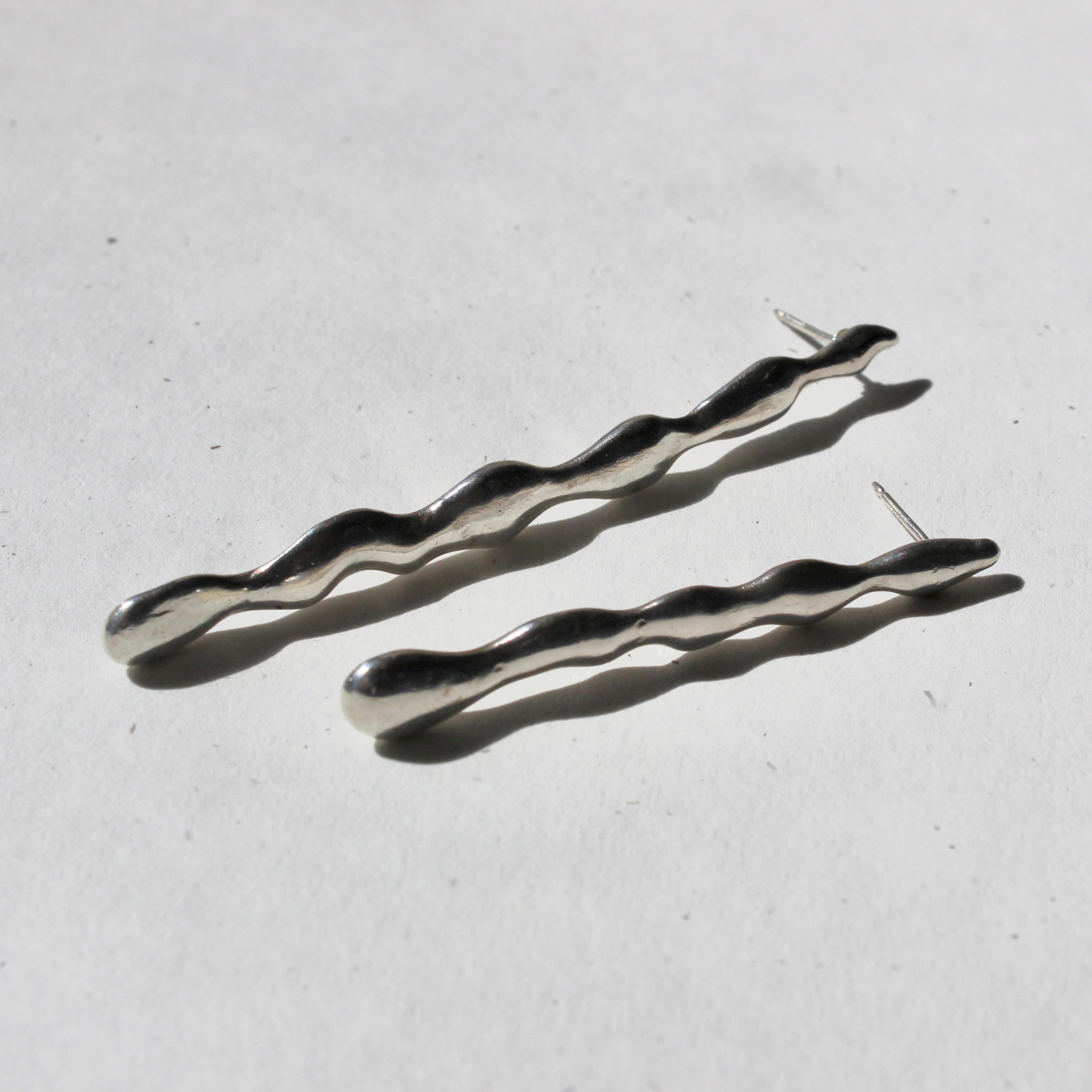 THE RAINDROP EARRINGS