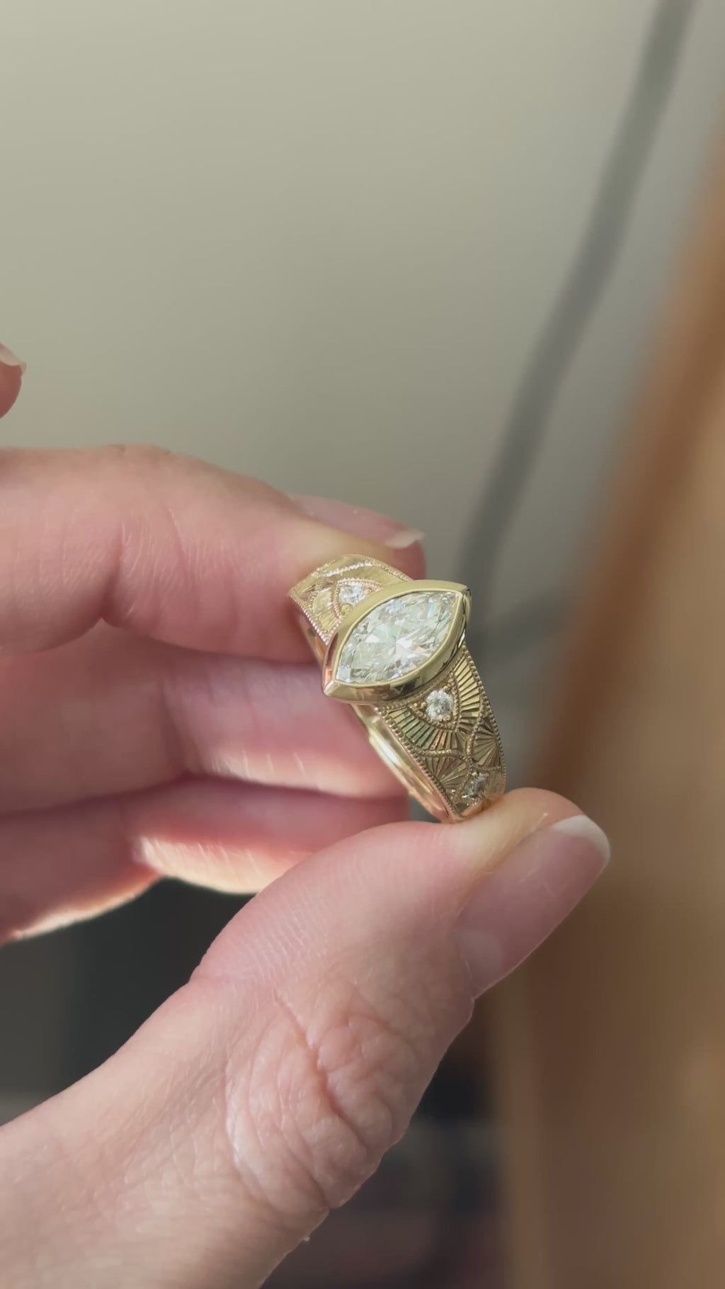 AUREA RING